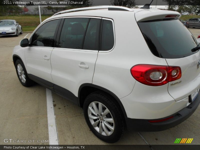 Candy White / Charcoal 2011 Volkswagen Tiguan SEL