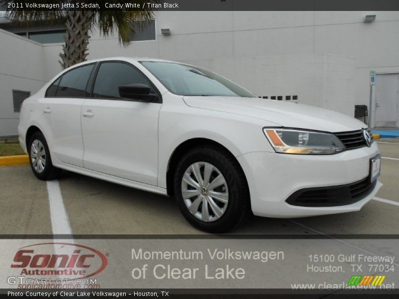 Candy White / Titan Black 2011 Volkswagen Jetta S Sedan