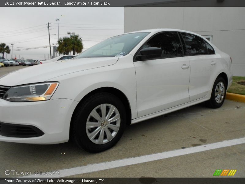 Candy White / Titan Black 2011 Volkswagen Jetta S Sedan