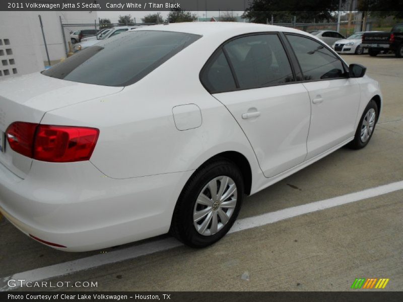Candy White / Titan Black 2011 Volkswagen Jetta S Sedan