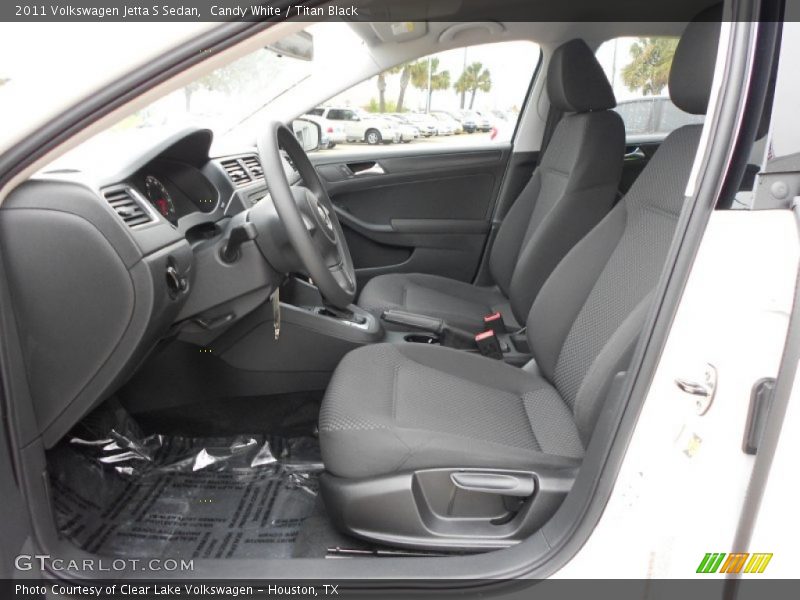 Candy White / Titan Black 2011 Volkswagen Jetta S Sedan