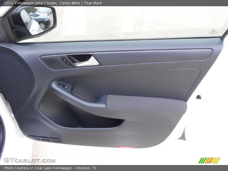 Candy White / Titan Black 2011 Volkswagen Jetta S Sedan