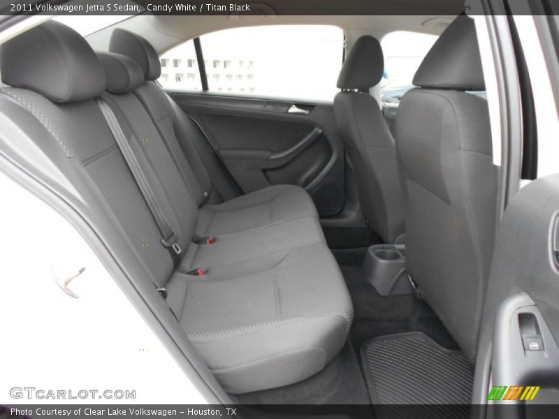 Candy White / Titan Black 2011 Volkswagen Jetta S Sedan