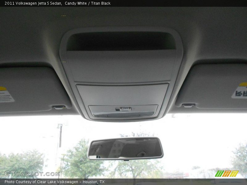 Candy White / Titan Black 2011 Volkswagen Jetta S Sedan