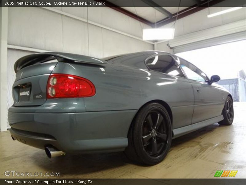 Cyclone Gray Metallic / Black 2005 Pontiac GTO Coupe