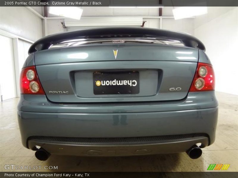 Cyclone Gray Metallic / Black 2005 Pontiac GTO Coupe