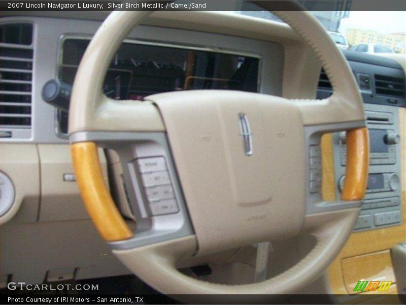 Silver Birch Metallic / Camel/Sand 2007 Lincoln Navigator L Luxury