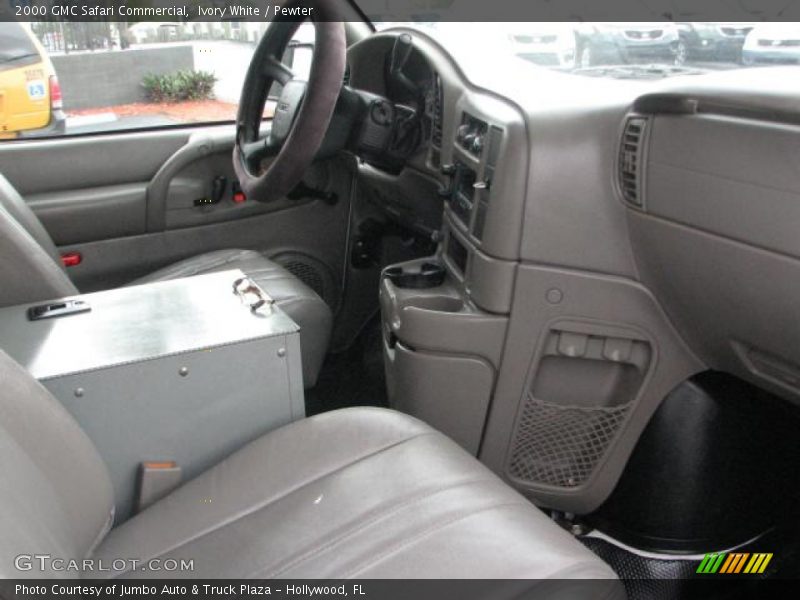 Ivory White / Pewter 2000 GMC Safari Commercial