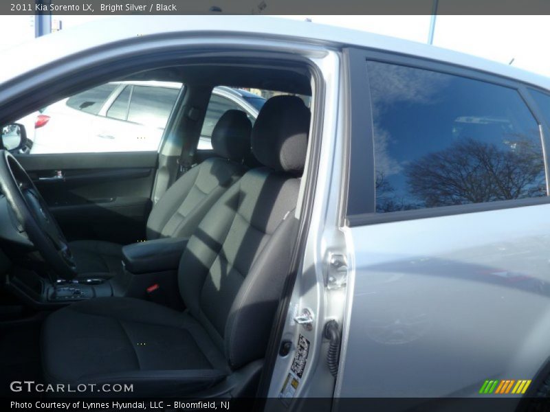 Bright Silver / Black 2011 Kia Sorento LX