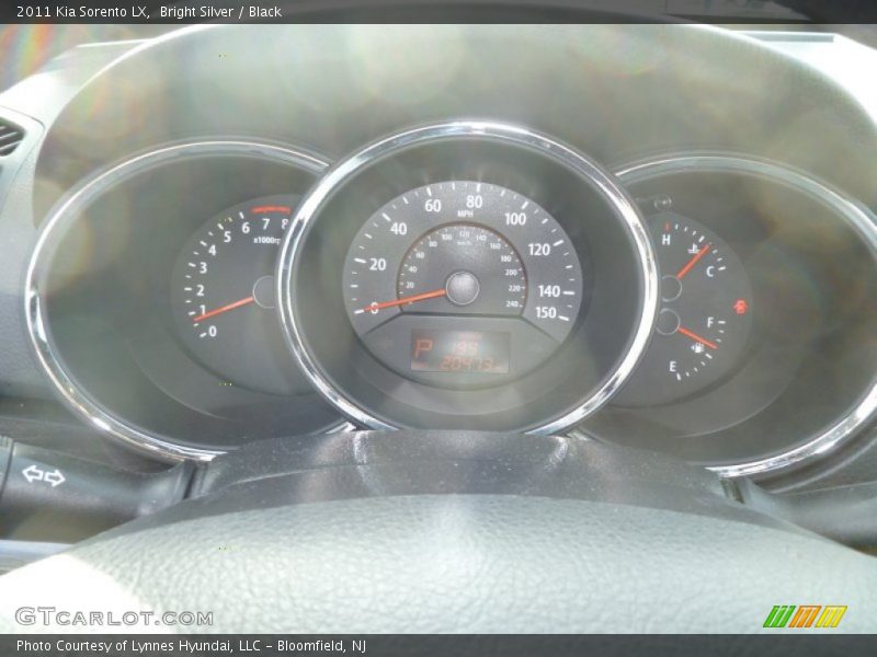 Bright Silver / Black 2011 Kia Sorento LX