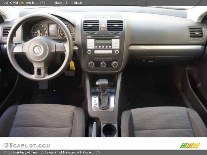 Black / Titan Black 2010 Volkswagen Jetta S Sedan