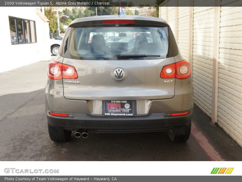 Alpine Grey Metallic / Charcoal 2009 Volkswagen Tiguan S