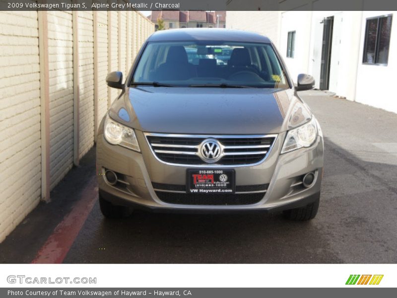Alpine Grey Metallic / Charcoal 2009 Volkswagen Tiguan S