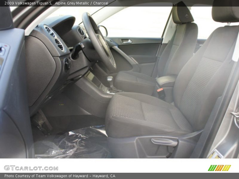 Alpine Grey Metallic / Charcoal 2009 Volkswagen Tiguan S