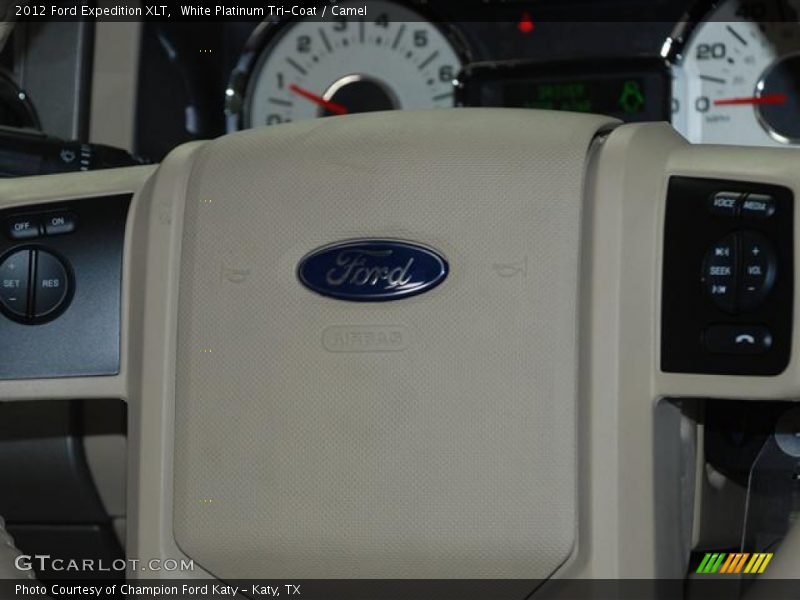 White Platinum Tri-Coat / Camel 2012 Ford Expedition XLT