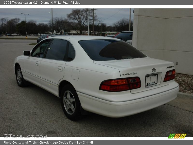 Diamond White Pearl / Beige 1998 Toyota Avalon XLS