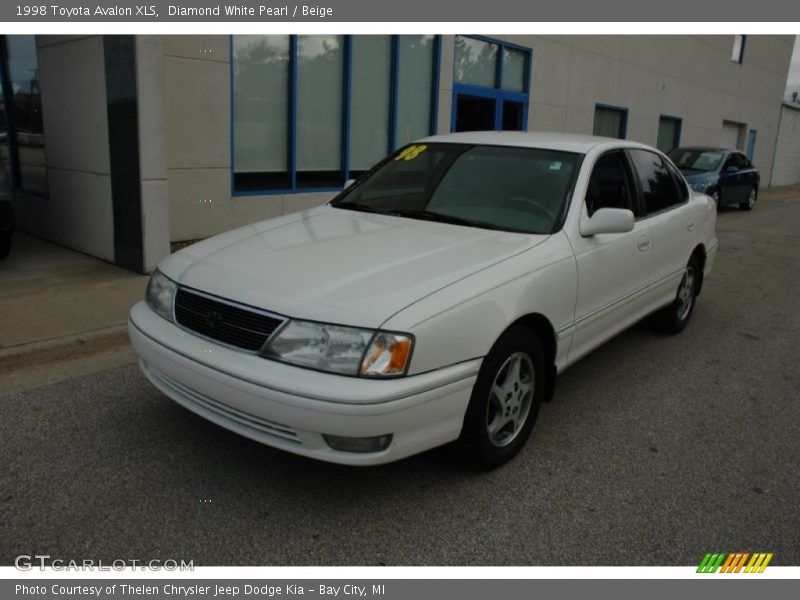 Diamond White Pearl / Beige 1998 Toyota Avalon XLS