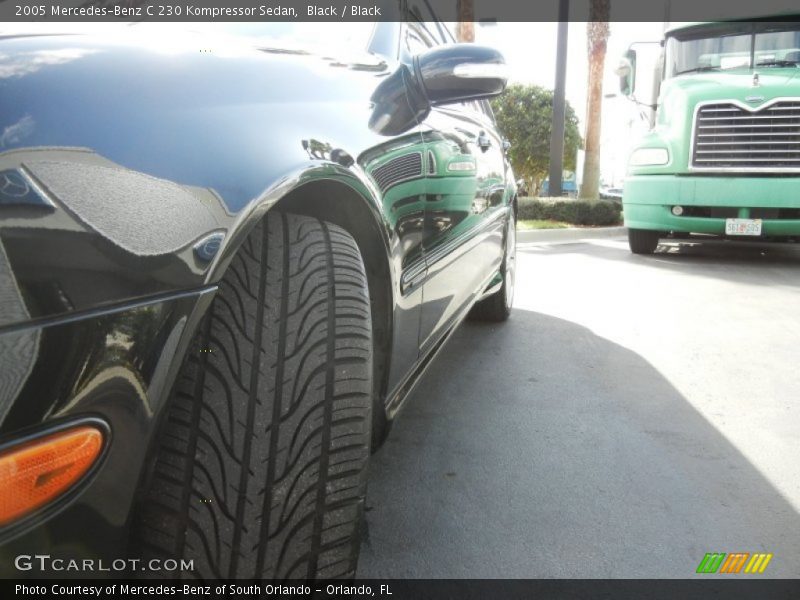 Black / Black 2005 Mercedes-Benz C 230 Kompressor Sedan