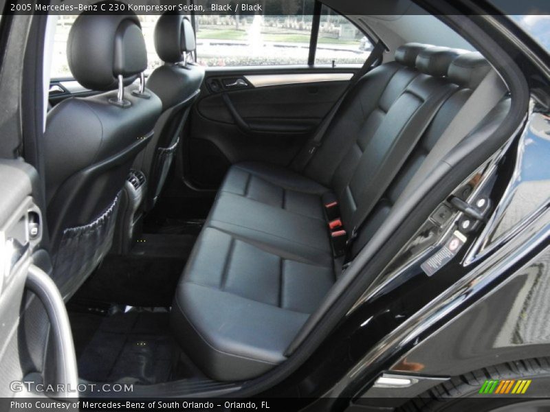 Black / Black 2005 Mercedes-Benz C 230 Kompressor Sedan