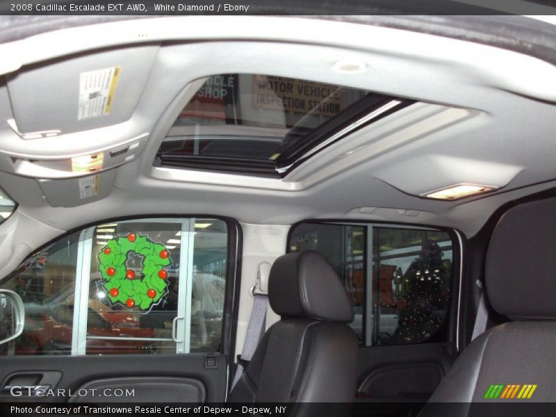 White Diamond / Ebony 2008 Cadillac Escalade EXT AWD