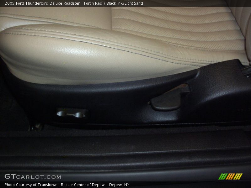 Torch Red / Black Ink/Light Sand 2005 Ford Thunderbird Deluxe Roadster