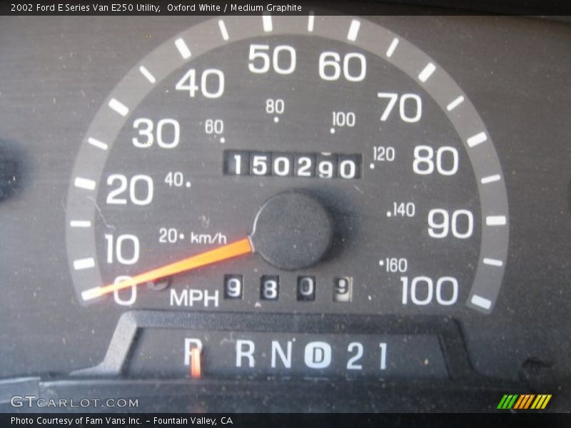 Oxford White / Medium Graphite 2002 Ford E Series Van E250 Utility