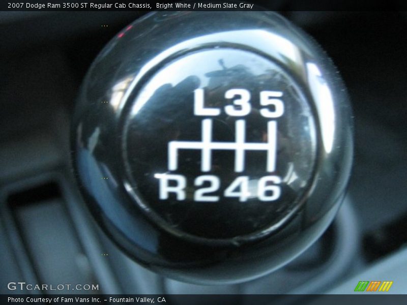 Bright White / Medium Slate Gray 2007 Dodge Ram 3500 ST Regular Cab Chassis