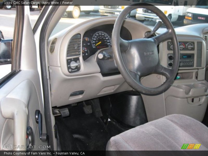 Ivory White / Pewter 1999 GMC Safari Cargo