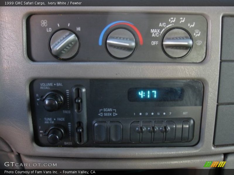 Ivory White / Pewter 1999 GMC Safari Cargo