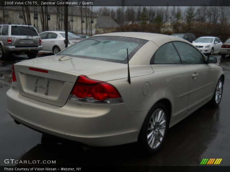 Zanzibar Gold Metallic / Quartz 2008 Volvo C70 T5