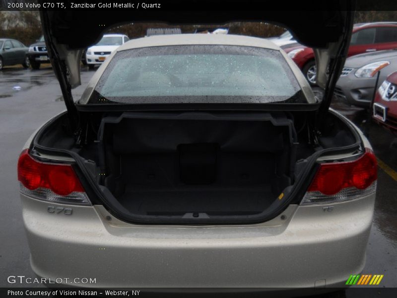 Zanzibar Gold Metallic / Quartz 2008 Volvo C70 T5