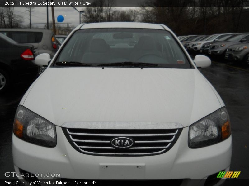 Clear White / Gray 2009 Kia Spectra EX Sedan