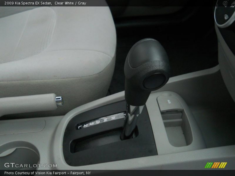 Clear White / Gray 2009 Kia Spectra EX Sedan