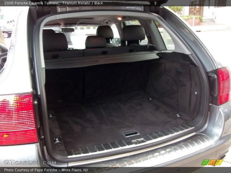 Titanium Metallic / Black 2006 Porsche Cayenne Tiptronic