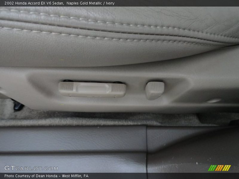 Naples Gold Metallic / Ivory 2002 Honda Accord EX V6 Sedan