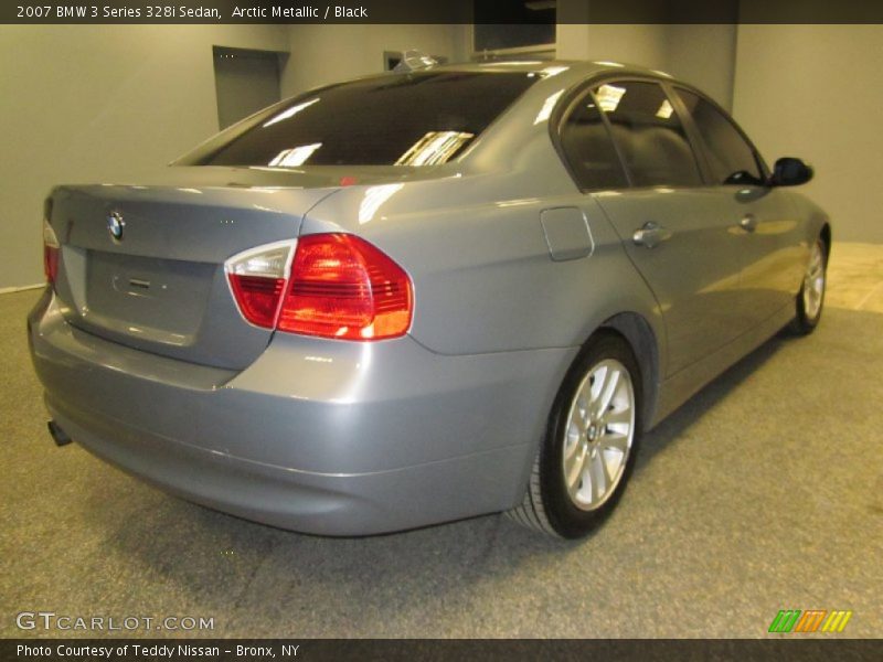 Arctic Metallic / Black 2007 BMW 3 Series 328i Sedan