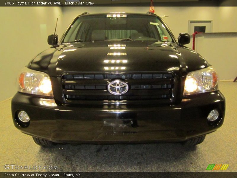 Black / Ash Gray 2006 Toyota Highlander V6 4WD
