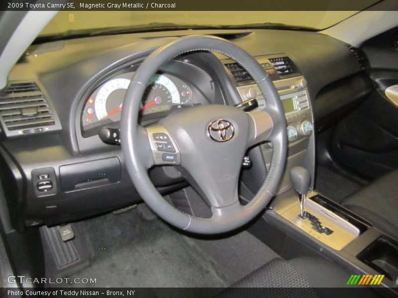 Magnetic Gray Metallic / Charcoal 2009 Toyota Camry SE