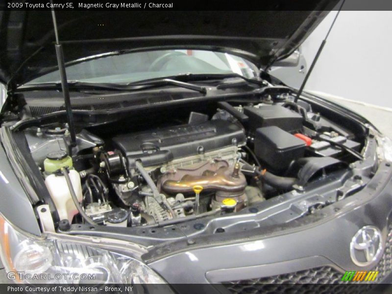 Magnetic Gray Metallic / Charcoal 2009 Toyota Camry SE