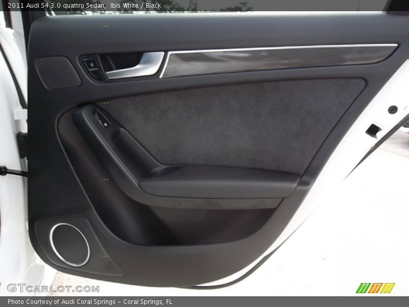 Ibis White / Black 2011 Audi S4 3.0 quattro Sedan