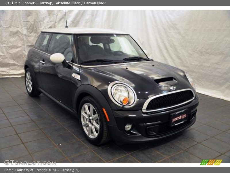 Absolute Black / Carbon Black 2011 Mini Cooper S Hardtop