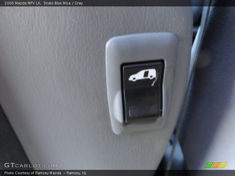 Strato Blue Mica / Gray 2006 Mazda MPV LX