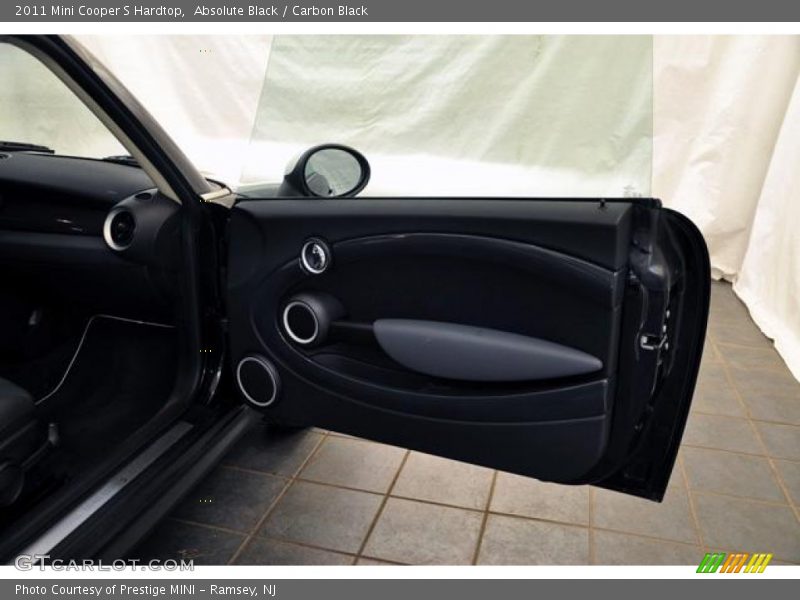 Absolute Black / Carbon Black 2011 Mini Cooper S Hardtop