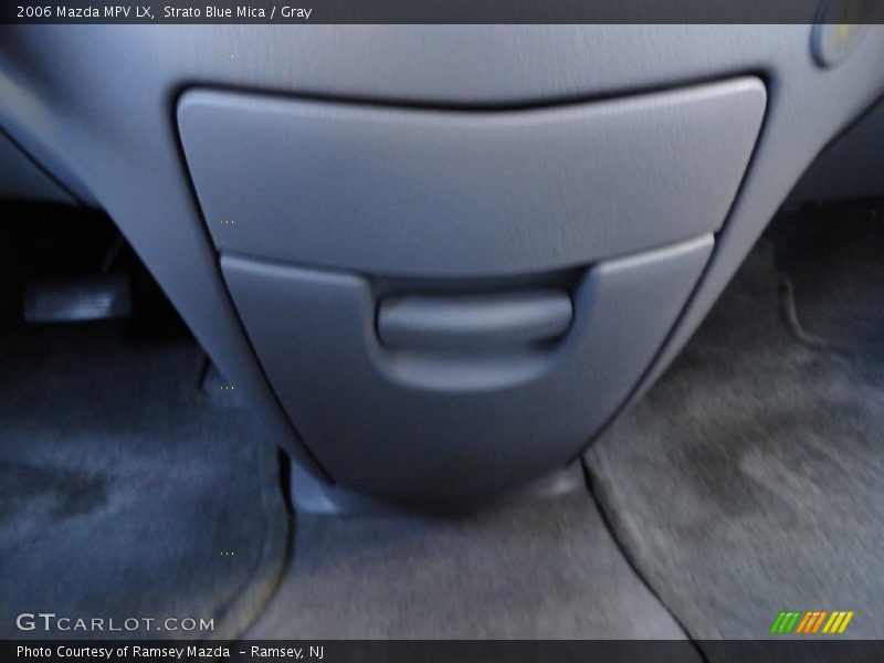 Strato Blue Mica / Gray 2006 Mazda MPV LX
