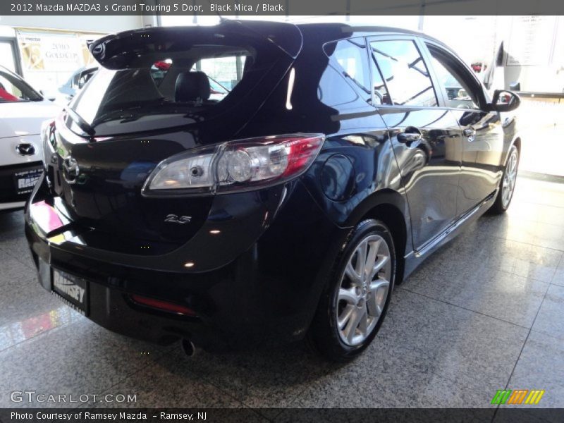 Black Mica / Black 2012 Mazda MAZDA3 s Grand Touring 5 Door