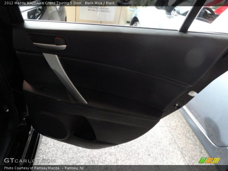 Black Mica / Black 2012 Mazda MAZDA3 s Grand Touring 5 Door