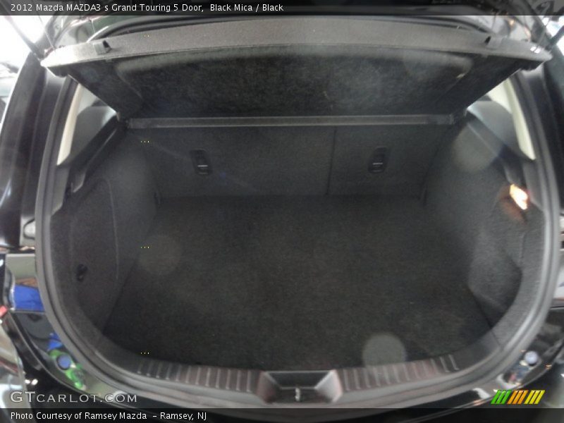 Black Mica / Black 2012 Mazda MAZDA3 s Grand Touring 5 Door