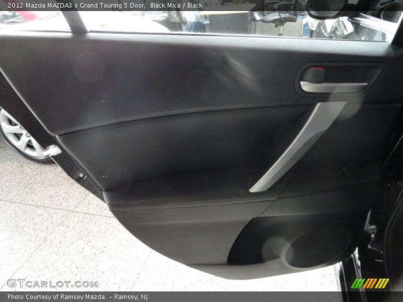 Black Mica / Black 2012 Mazda MAZDA3 s Grand Touring 5 Door