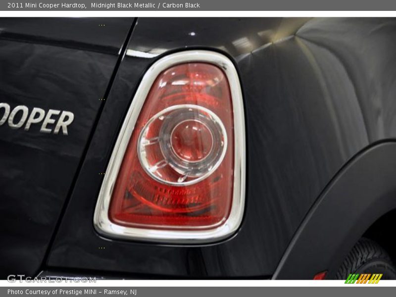 Midnight Black Metallic / Carbon Black 2011 Mini Cooper Hardtop