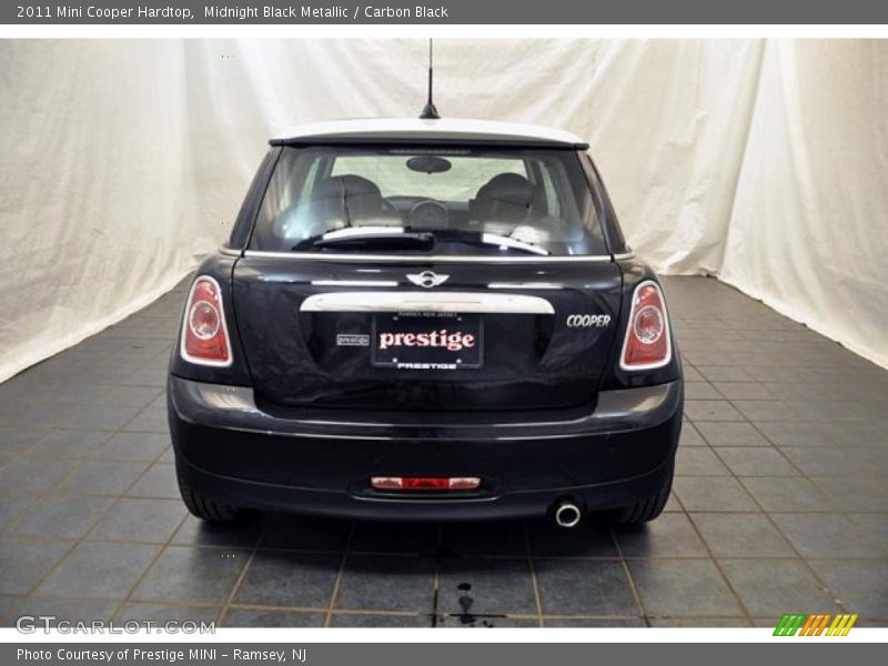 Midnight Black Metallic / Carbon Black 2011 Mini Cooper Hardtop